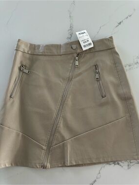 Kendall & Kylie Taupe Faux Leather Mini Skirt with Diagonal Zip